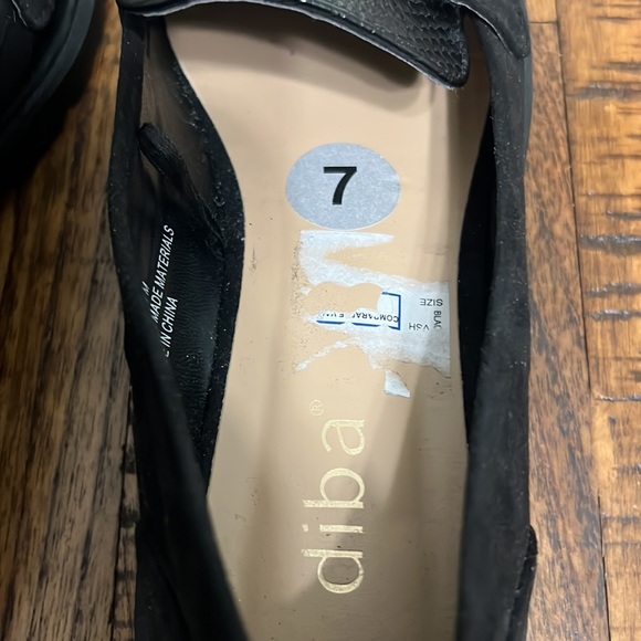 Diba Suede Loafers black with low lugged sole and toes gold tassels Size 7 - Picture 5 of 12